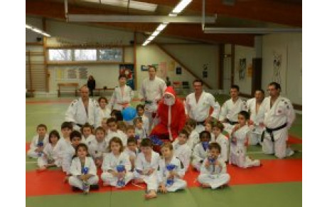 Arbre de Noël  Samedi 17 décembre à bernay