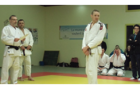 Remise de la ceinture noire à Yohann BRAULT